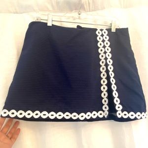 Lilly Pulitzer navy blue skort